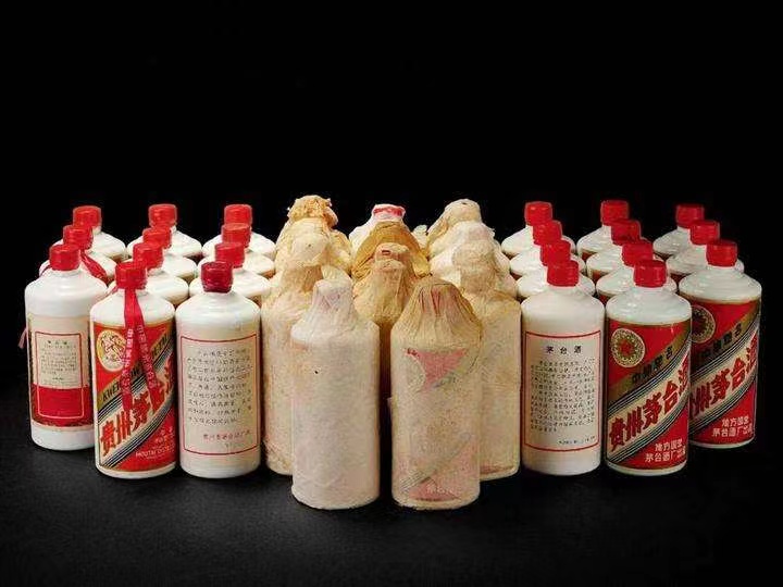 镜铁区老酒回收上门哪里回收(附近上门回收茅台酒）?